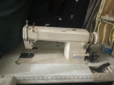 промышленную швейную машинку: Швейная машина Jack, Швейно-вышивальная, Полуавтомат