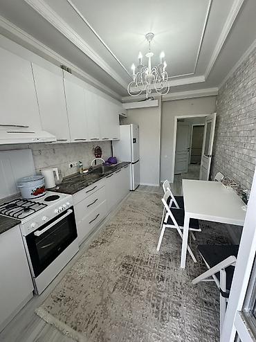 ломоносова: 1 комната, 46 м², ул. Ахунбаева / Бакаева 2 этаж, Евроремонт — 3