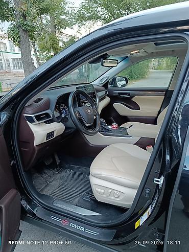 на тойота: Toyota Highlander: 2021 г., 2.5 л, Автомат, Гибрид, Кроссовер — 9