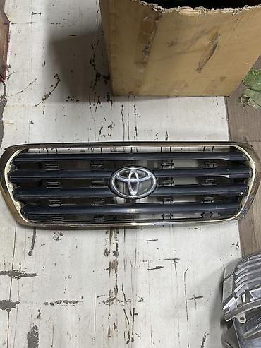 lend cruizer: Решетка радиатора Toyota 2008 г., Б/у, Оригинал — 1