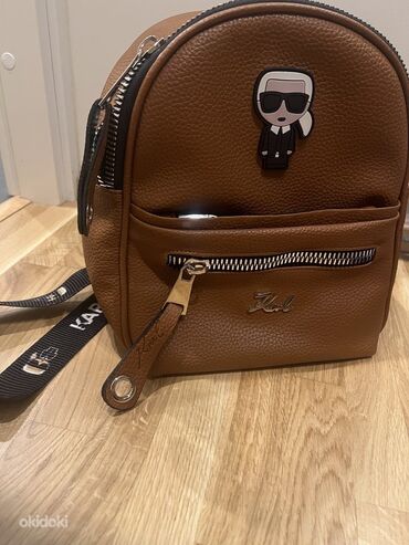 сумка coach: Сумка рюкзак 🎒 Коричневая Karl lagerfeld Куплено в Анталии отдам