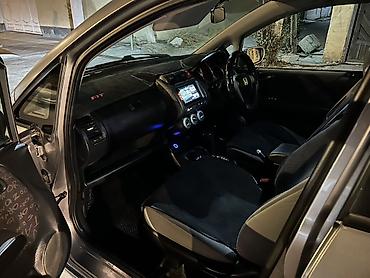 Haima: Honda Fit: 2005 г., Автомат, Бензин, Хэтчбэк — 5