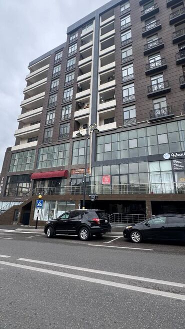 Uzunmüddətli kirayə mənzillər: 28 may metrosunun 2-ci çıxışına yaxın,Yeni dünya mtk da,9 — 18