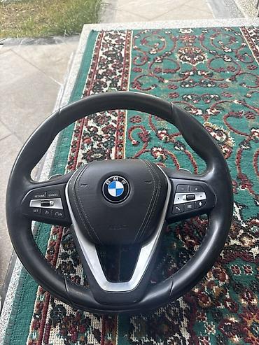 мониторы 240 гц: Рулевое колесо BMW с мультифункциональными кнопками. Характеристики — 1