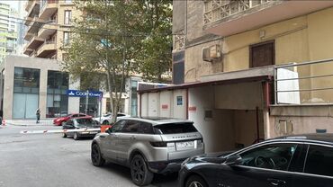 Ofislər: İCARƏYƏ VERİLİR. OFİSTƏHSİL MƏRKƏZLƏRİGÖZƏLLİK SALONU və.s — 14