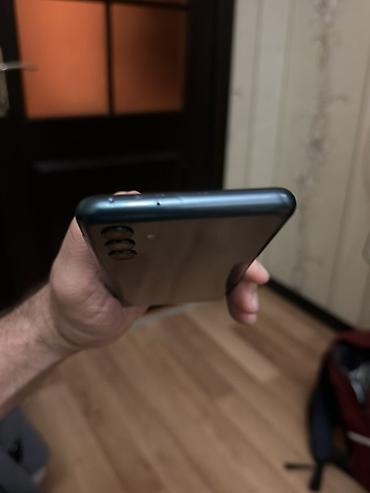 moto usda: Samsung Galaxy A04s, 32 GB, rəng - Boz, Barmaq izi, İki sim kartlı, Face ID — 1