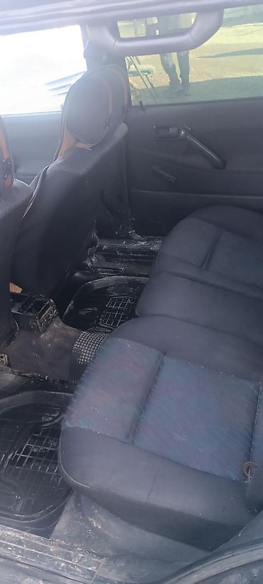 Volkswagen: Volkswagen Passat Variant: 1993 г., 2 л, Механика, Бензин, Универсал — 7