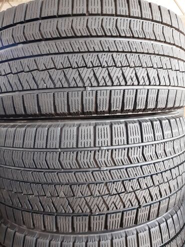 Шины: Шины 245 / 45 / R 17, Зима, Б/у, Пара, Япония, Bridgestone