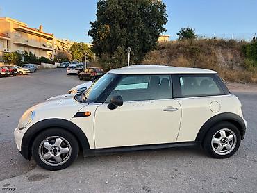 Mini: Νίκος — 1