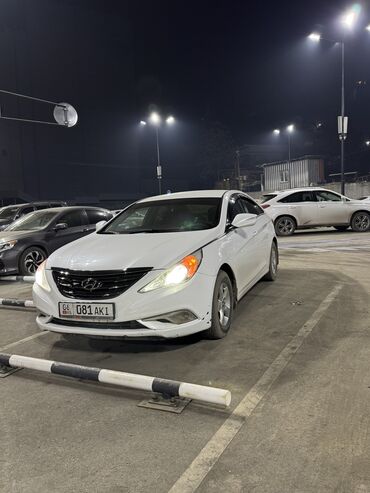 меняю автомобиль: Hyundai Sonata: 2014 г., 2 л, Автомат, Газ, Седан