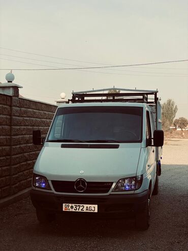 грузовой сапок двух скат: Жүк ташуучу унаа, Mercedes-Benz, Дубль