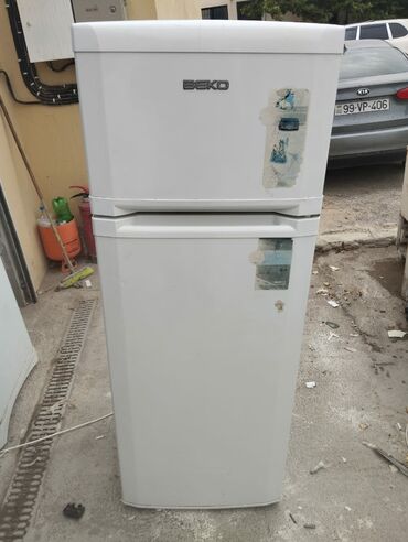 vitrin xolodilnik: Б/у 2 двери Beko Холодильник Продажа, цвет - Белый
