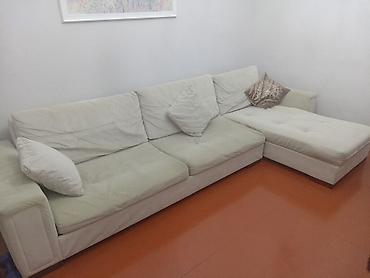 Divanlar: Bej rəngli L formalı künc divanı - Rəng: açıq bej/krem - Qol dayaqlı — 1