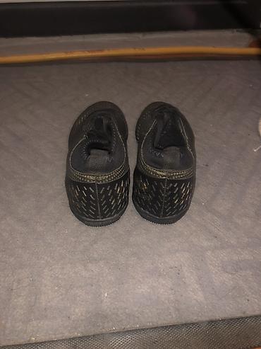 nike air force 1: Qara rəngli idman ayaqqabısı (unisex) rasiyalı tekstura – nəfəsalan — 3
