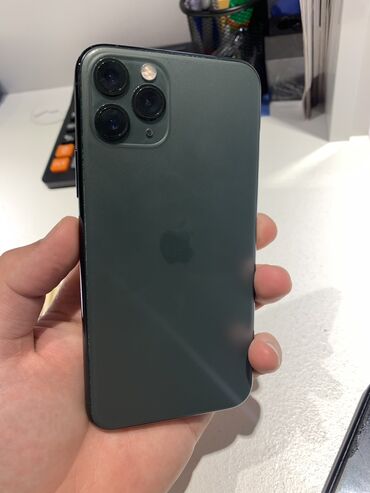Apple iPhone: IPhone 11 Pro, Б/у, 256 ГБ, Alpine Green, Защитное стекло, Чехол, 77 %