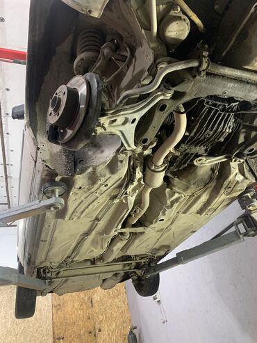 Audi: Audi 80: 1992 г., 1.8 л, Механика, Бензин, Седан — 9