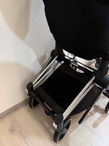 подстаканник сайбекс: Коляска Cybex Platinum (прогулочный блок), цвет Black. - Прогулочное — 7