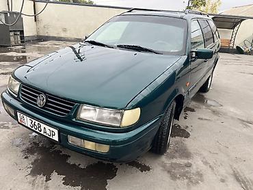 Volkswagen Passat Variant: 1994 г., 1.8 л, Механика, Бензин, Универсал