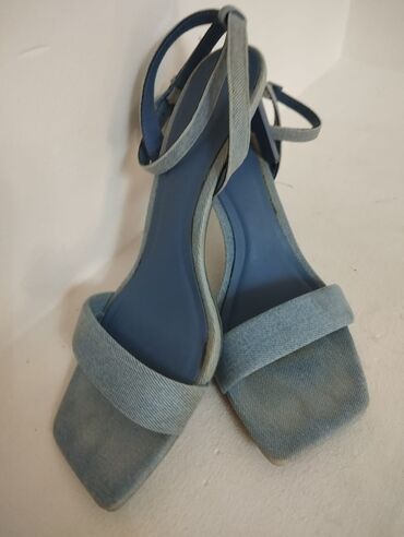 Tuflilər: Tuflilər, Ölçü: 38, rəng - Mavi, İşlənmiş — 1