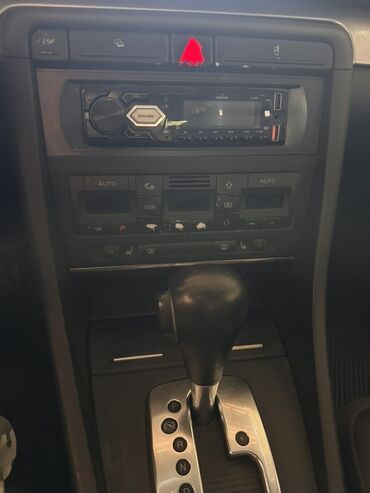 Audi: Audi A4: 2005 г., 2 л, Вариатор, Бензин, Седан — 12