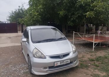 авторынок бишкек фит: Honda Fit: 2003 г., 1.5 л, Автомат, Бензин, Хэтчбэк