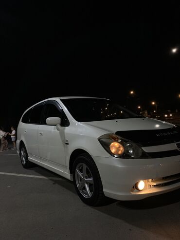 Honda Stream: 2003 г., 2 л, Автомат, Бензин, Минивэн