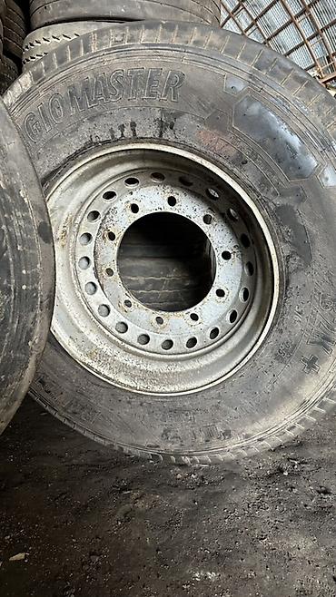 Шины: Грузовые шины (для прицепов/полуприцепов и грузовиков) - Диаметр — 10