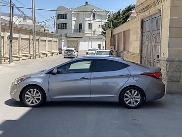elantra qapı: Hyundai Elantra: 1.8 l | 2014 il Sedan — 5