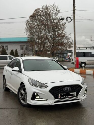 Hyundai: Hyundai Sonata: 2017 г., 2 л, Автомат, Бензин, Седан — 1