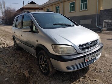 Opel: Opel Zafira: 2004 г., 1.8 л, Механика, Бензин, Вэн/Минивэн