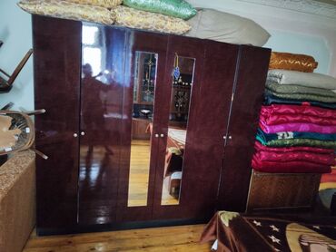 qapi alemi: İşlənmiş, Açılan, 6 qapı Düz dolab, Qarderob, paltar dolabı