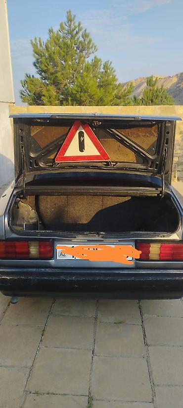 mercedes 170 b: Mercedes-Benz 190: 1.8 l | 1990 il Sedan — 5