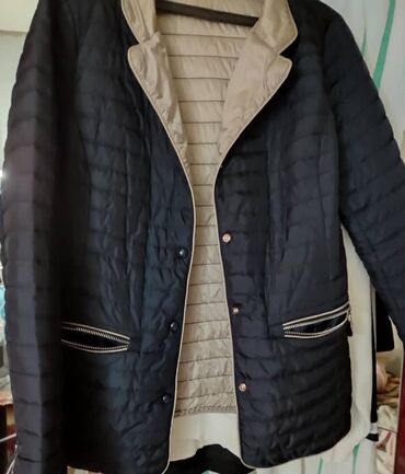 демисезонную куртку: Курточка деми.тонкая.в хорошем состоянии.размер 42-44