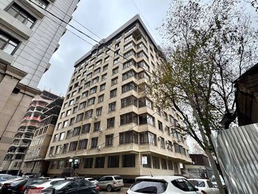 продам срочно 4 х комнатную квартиру: 2 комнаты, 80 м², Элитка, 4 этаж, ПСО (под самоотделку)
