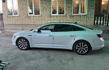 Renault: Renault : 2017 г., 2 л, Вариатор, Газ, Седан — 4