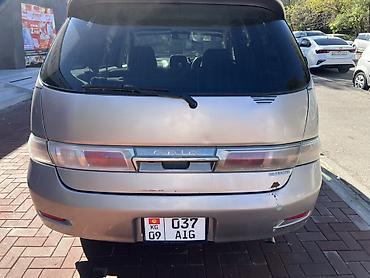 Продажа авто: Toyota Ipsum: 2002 г., Автомат, Бензин, Универсал — 10