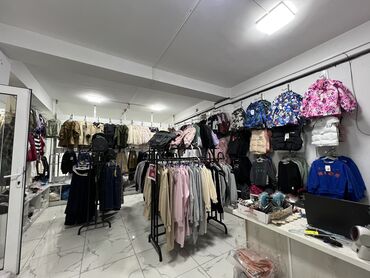 оборудование для фас фуда: Продажа бизнеса Магазин, Одежда, Вместе с: База клиентов и поставщиков, Товарные запасы, Оборудование и мебель