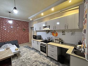 Продажа коттеджей и домов: 🏡 Продаётся частный дом 📍 Район: с. Садовое (ГЭС-3) 🏠 Комнат: 4 📐 — 21