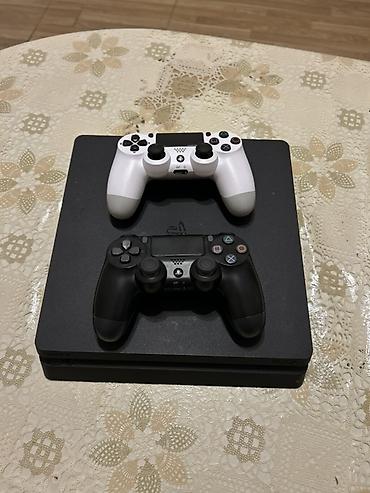 Video oyunlar və konsollar: PlayStation 4 Slim 500 gb oyun konsolu. Şəkillərdə göründüyü kimi — 3