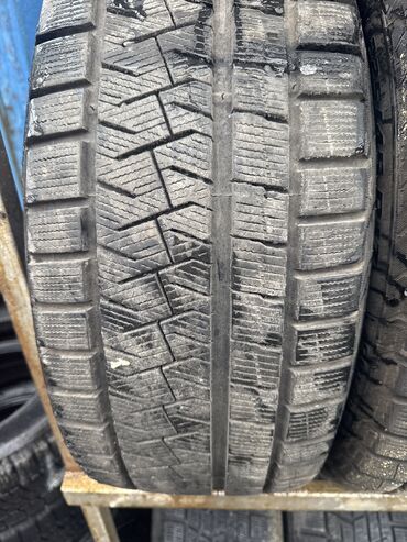 Шины: Шины 225 / 45 / R 17, Зима, Б/у, Комплект, Легковые, Pirelli