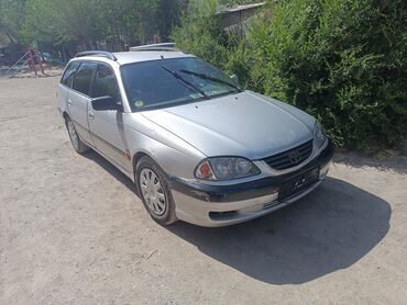 прицеп для легкового авто: Toyota Avensis: 2001 г., 2 л, Механика, Дизель, Универсал
