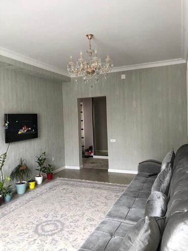 1 комнатная квартира бгу: 1 комната, 42 м², Элитка, 2 этаж, Евроремонт