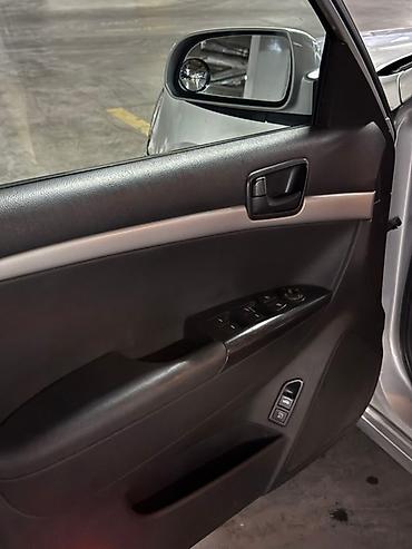 Hyundai: Hyundai Sonata: 2009 г., 2 л, Автомат, Газ, Седан — 7