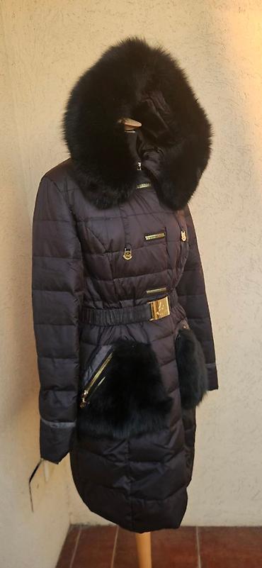 fsbn jacket: Perjana zimska jakna s prirodnim krznom Krzno se skida. Velicina L — 2