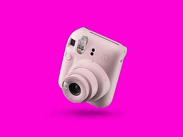 Foto və videokameralar: **Fujifilm Instax Mini 12 ani çap fotoaparatı** Çəkdiyiniz anları — 1