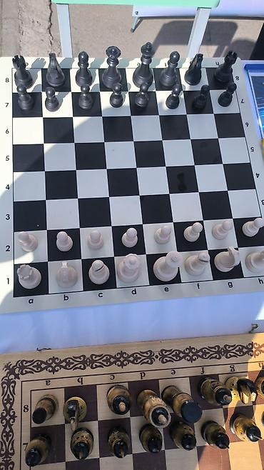 Шахматный набор для игры и тренировки,писать вотсап - Классическая at lalafo.kg Шахматный набор для игры и тренировки,писать вотсап - Классическая