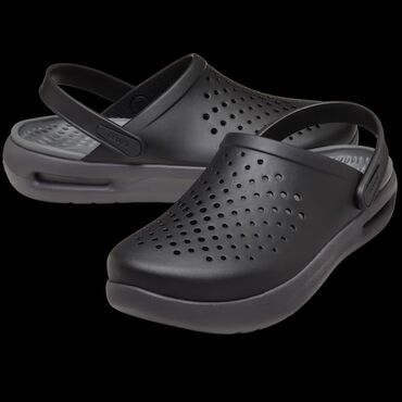 спортивный купальник с шортами: Мужские сандалии, 44, Crocs, Новый, цвет - Черный