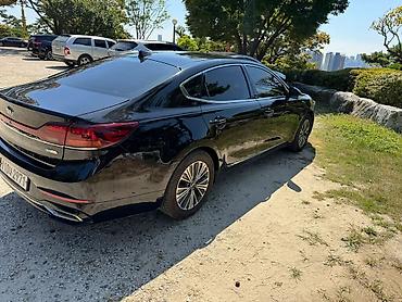 ka 7: Kia K7: 2021 г., Седан — 5