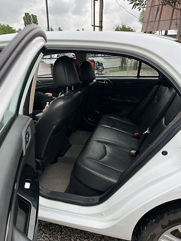 BYD: BYD E5: 2019 г., Электромобиль, Седан — 20