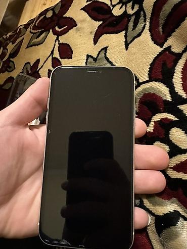 Apple iPhone: IPhone 11, Ağ — 5